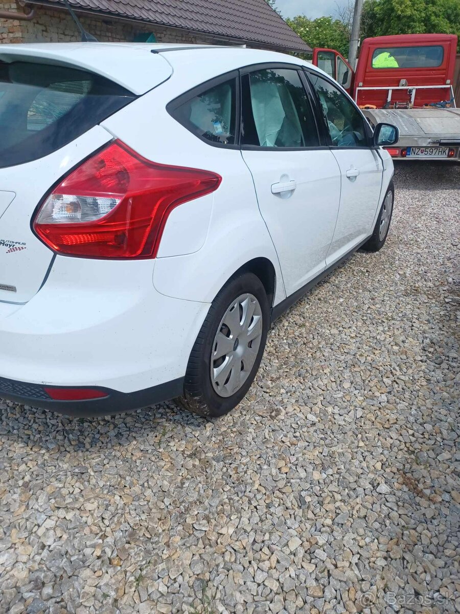 Rozpredam Ford Focus MkIII 1,6TDCI 70kw T3DB