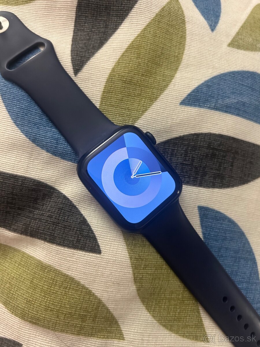 Apple Watch SE 2022 44mm - super stav