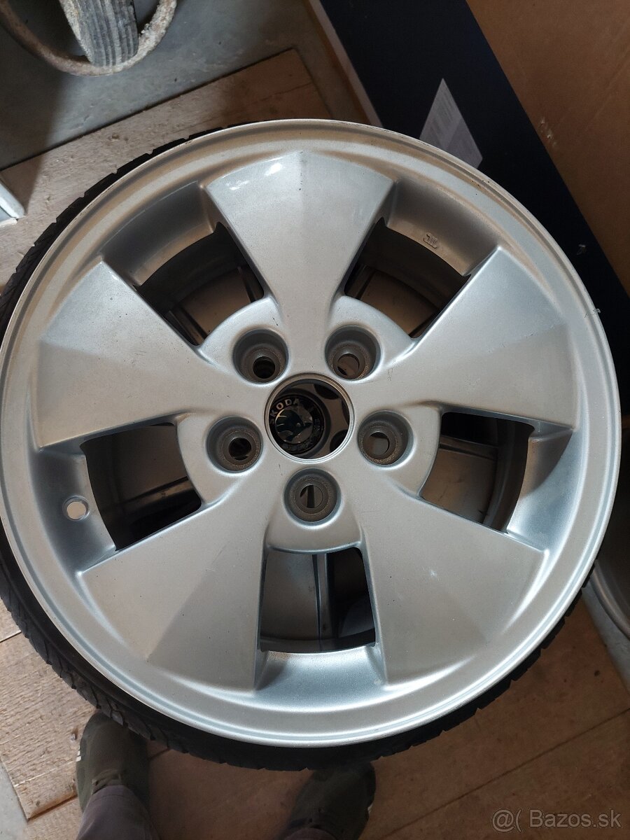 Škoda disk 6jx14" H2 ET43 - novy 1ks