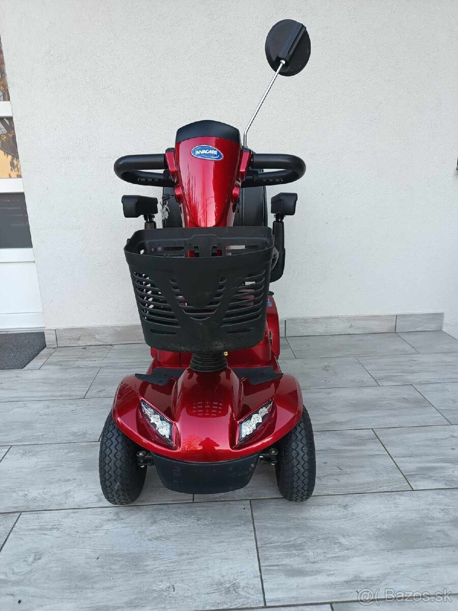 Elektrický invalidný vozík skúter moped pre seniorov