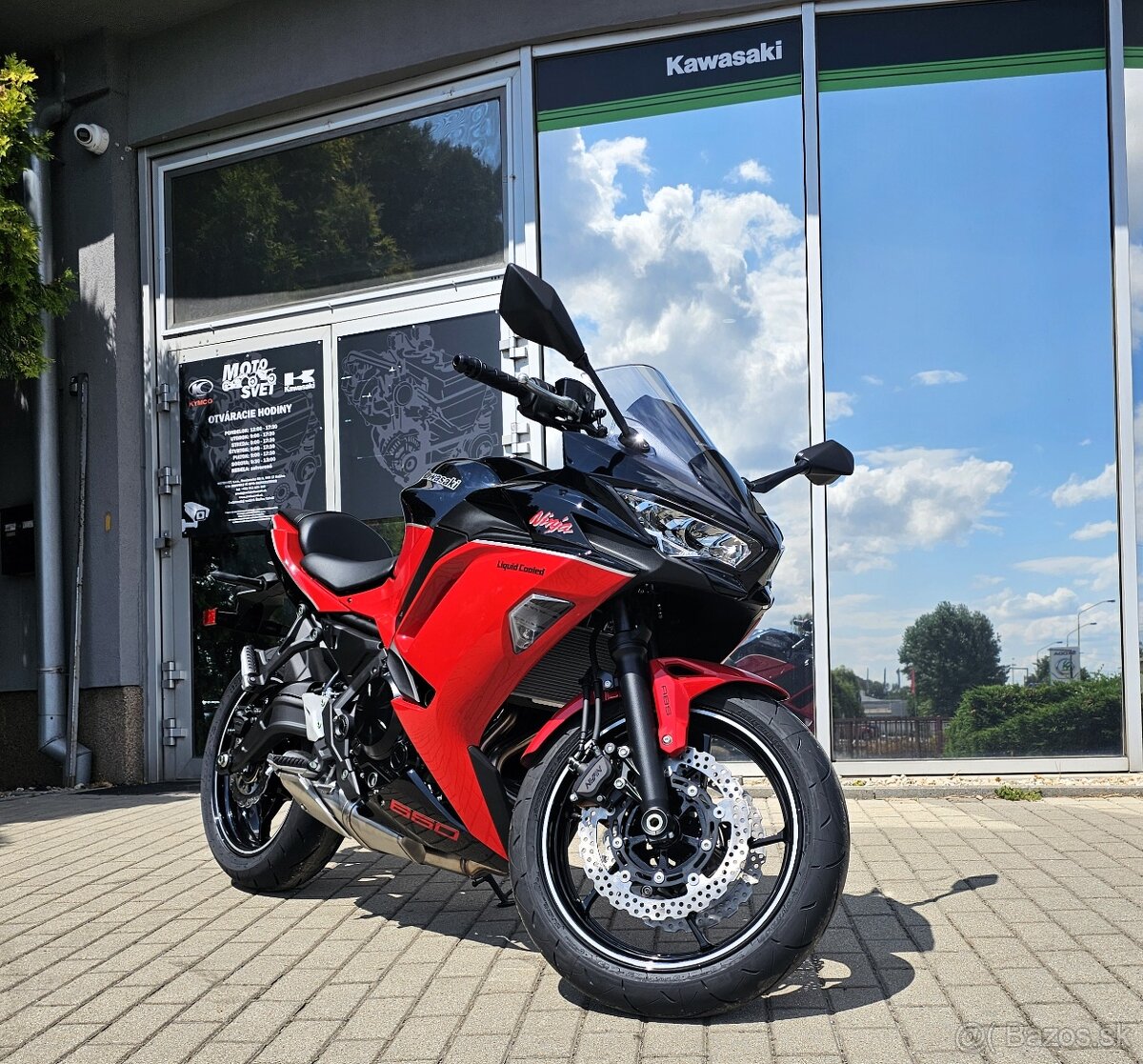 Kawasaki Ninja 650 červená