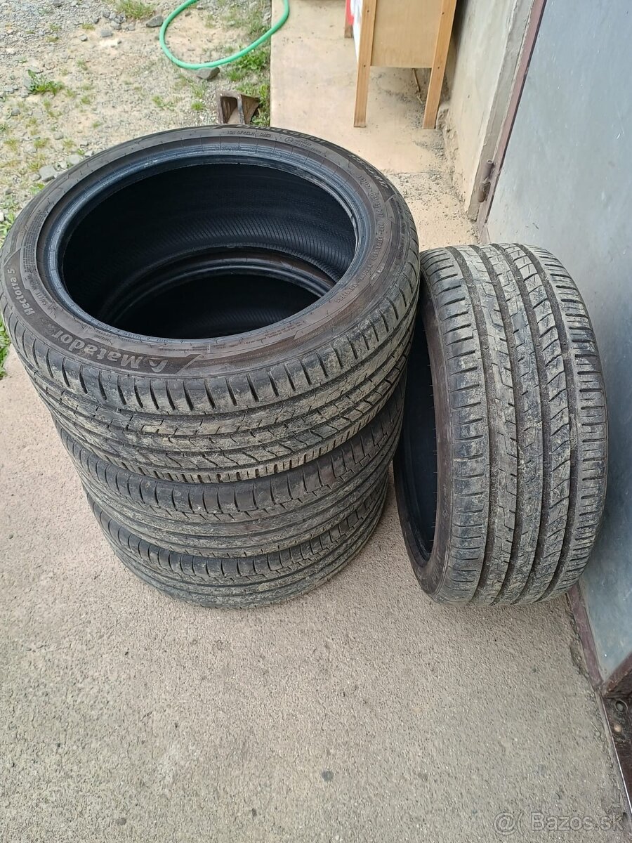 Pneumatiky 225/45R17