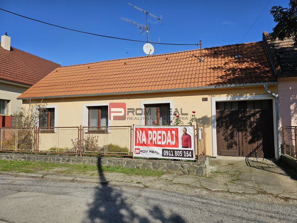 Rodinný dom Pezinok 5izb., garáže, krásna záhrada NA PREDAJ