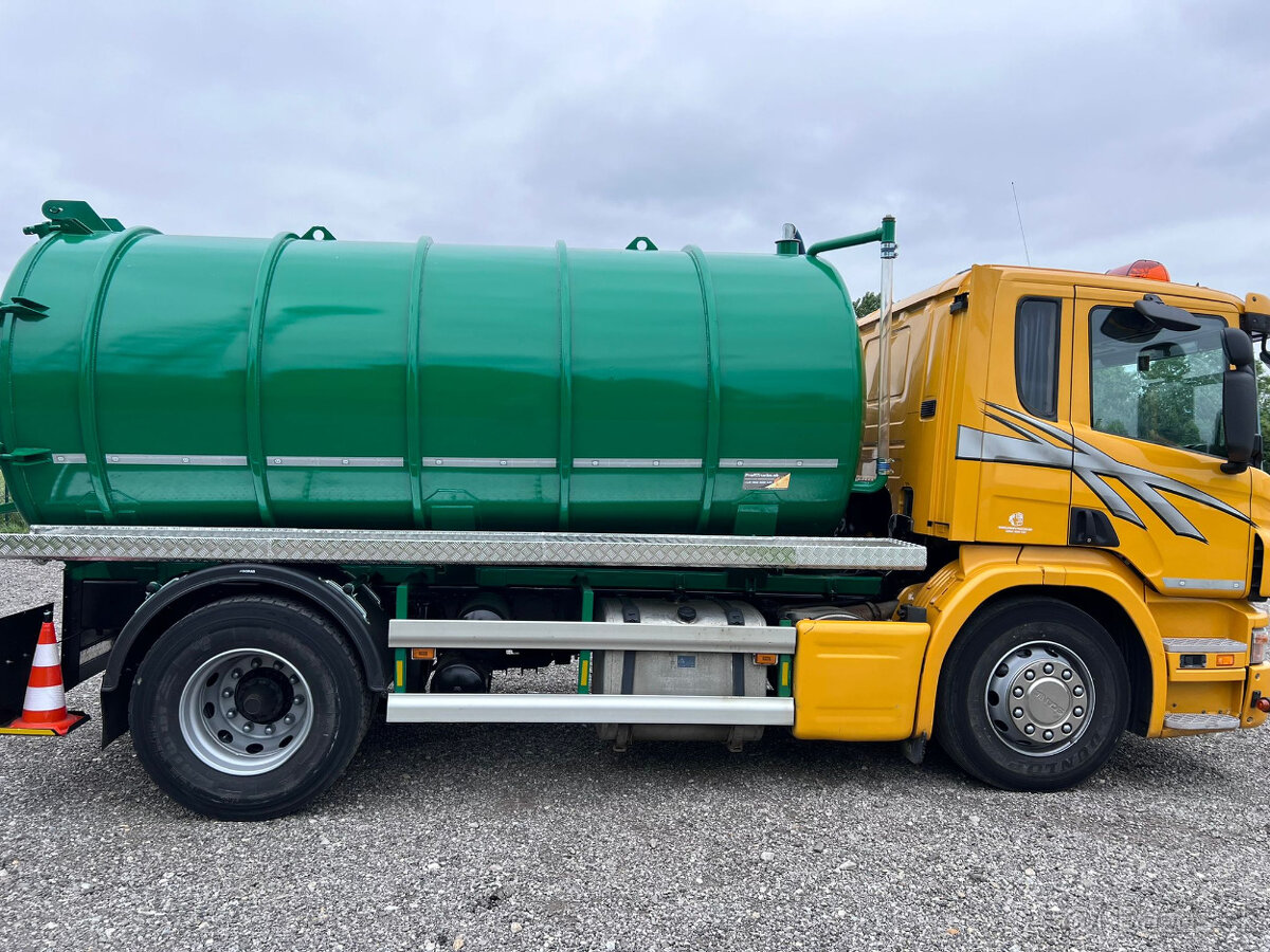 CISTERNA 11500L-SCANIA AUTOMAT FEKAL