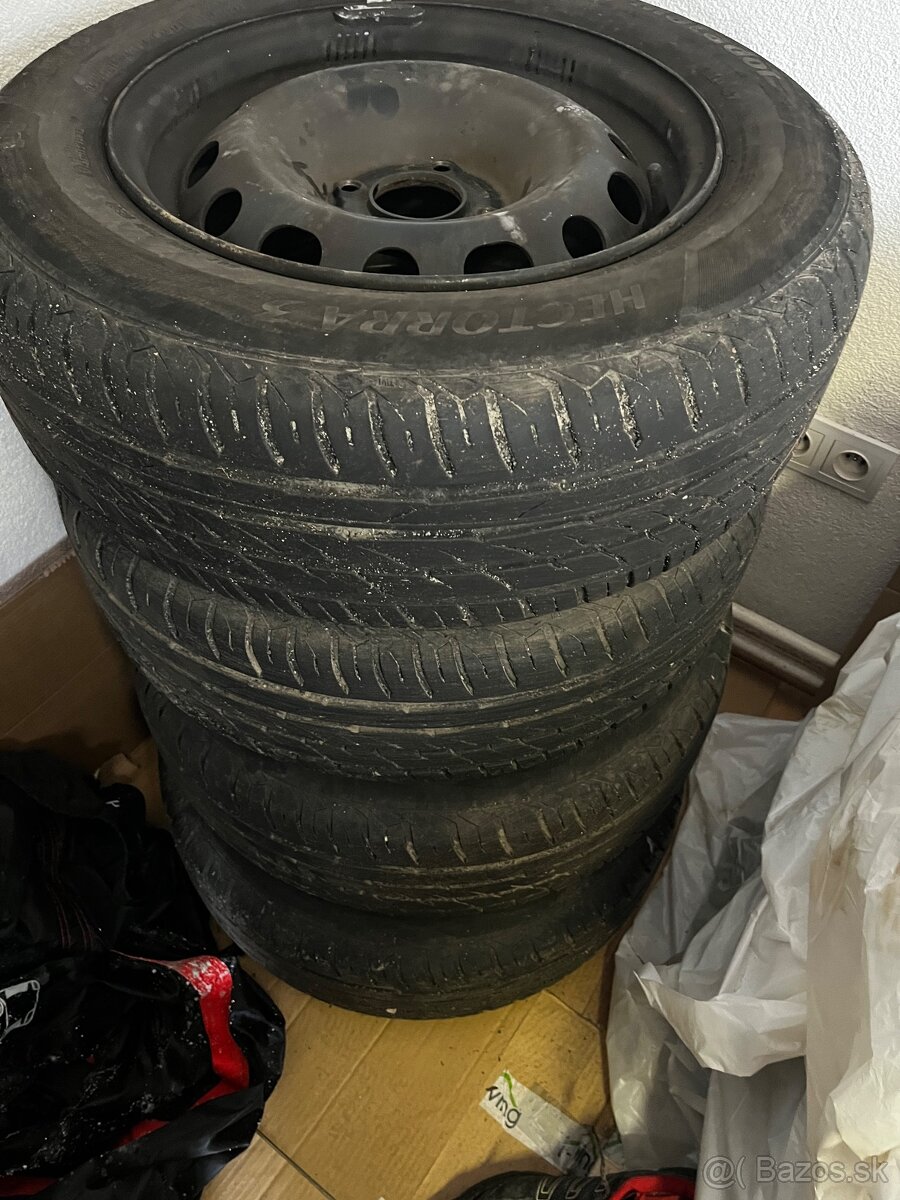 Disky z pneumatikami na Citroën berlingo 205/65R15