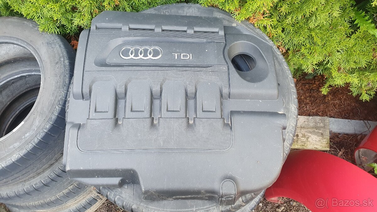 Kryt motora audi