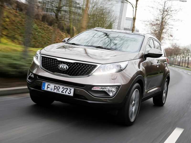 rozpredam kia sportage III 3 2,0 crdi 4x4 100kw awd 1,7 crdi