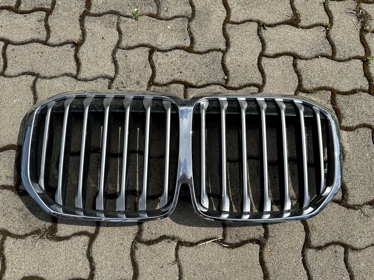 Bmw ladvinky grill X7 G07