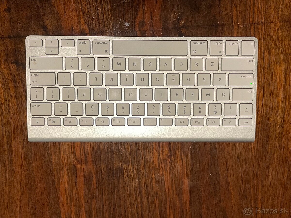 Apple Mouse a Keyboard