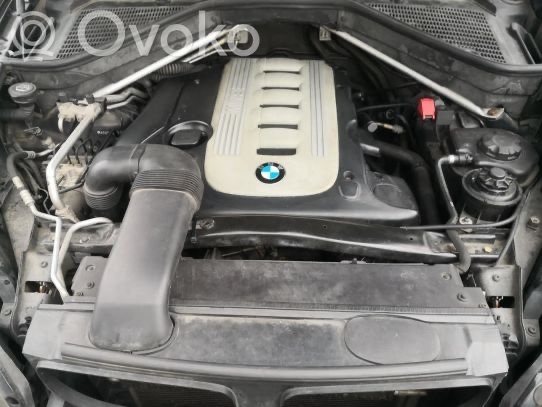 Prodám motor 306D3 173kw E70 3,0d 270tis km 2008