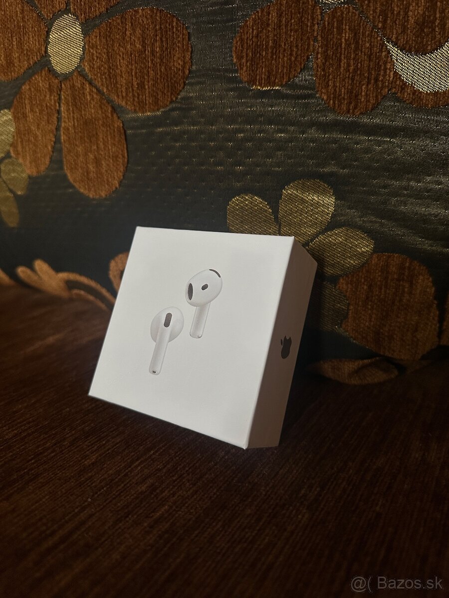 AirPods 4