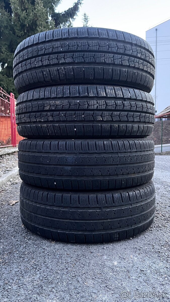 ❄️Pneu 215/70 r15 C