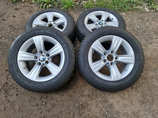 alu kola Bmw T5 zimni pneu 70%