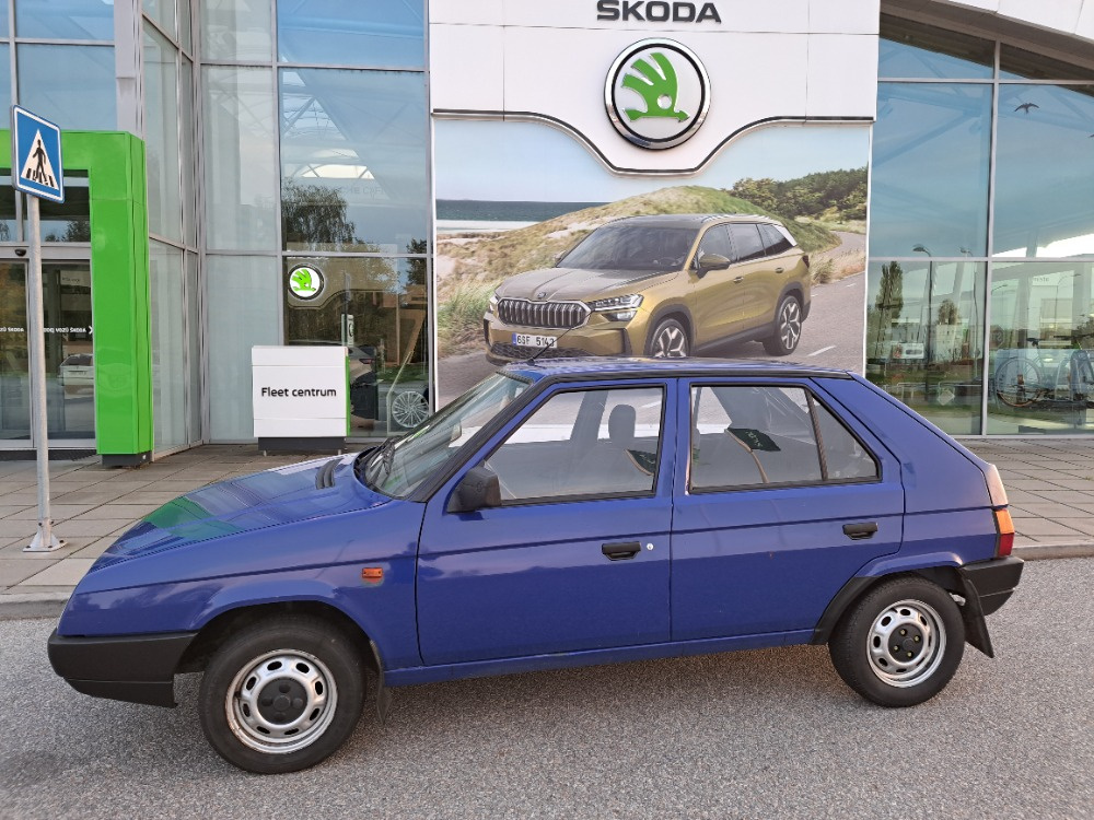 ŠKODA FAVORIT 135L