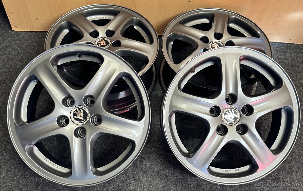 5x100 R15 Original Škoda ET 38 antracit porshe