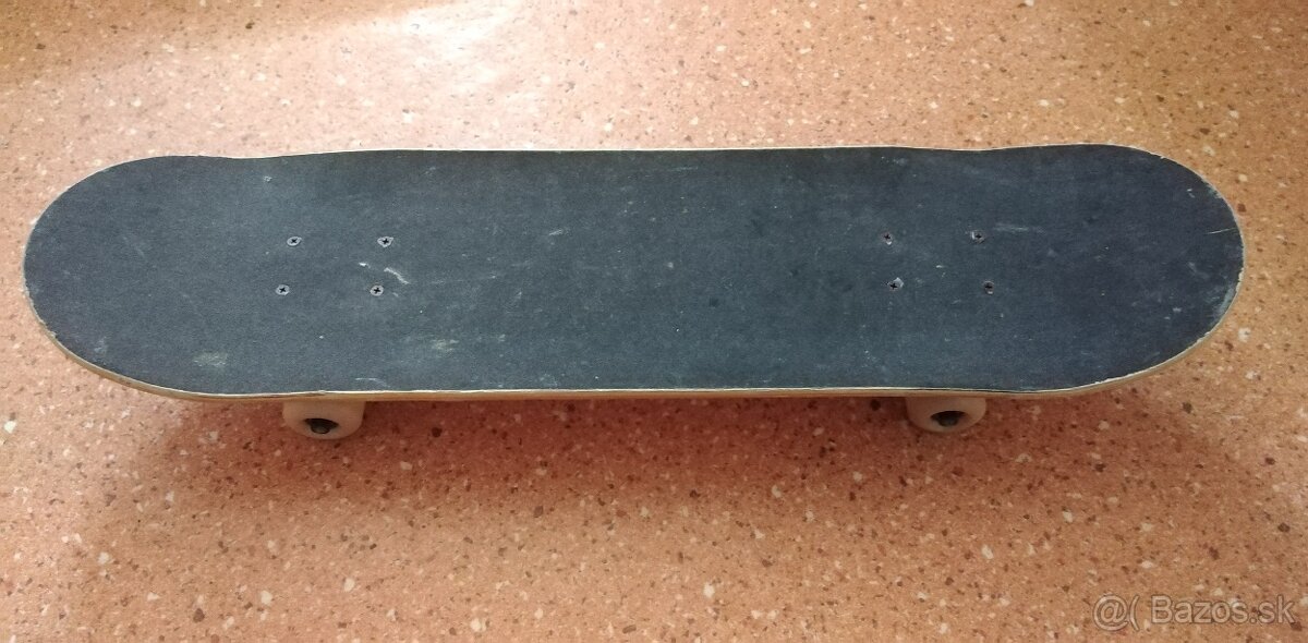 Predám skateboard