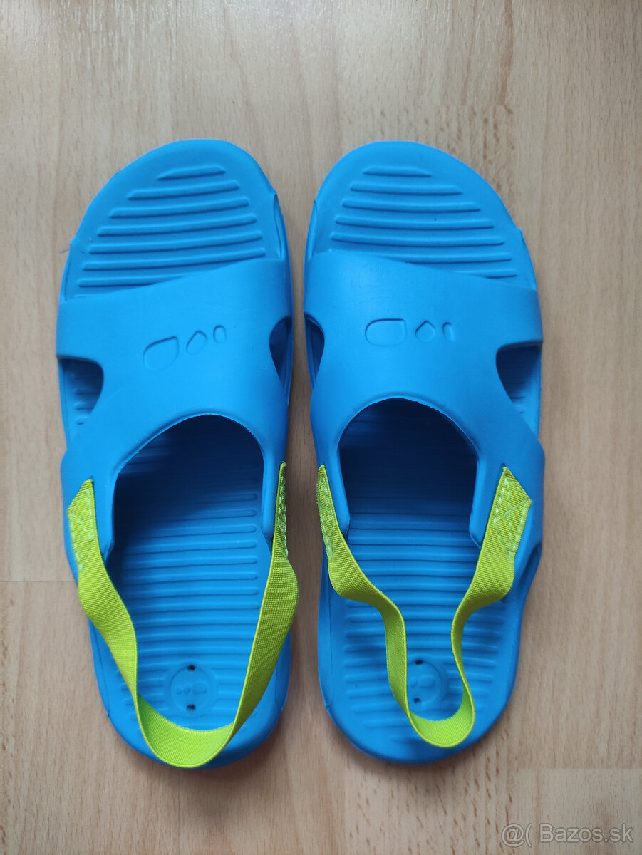 Detské šľapky/sandále - Decathlon