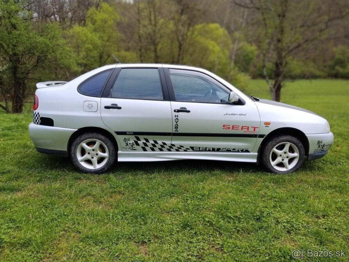 Seat Cordoba 1,4,Benzín.