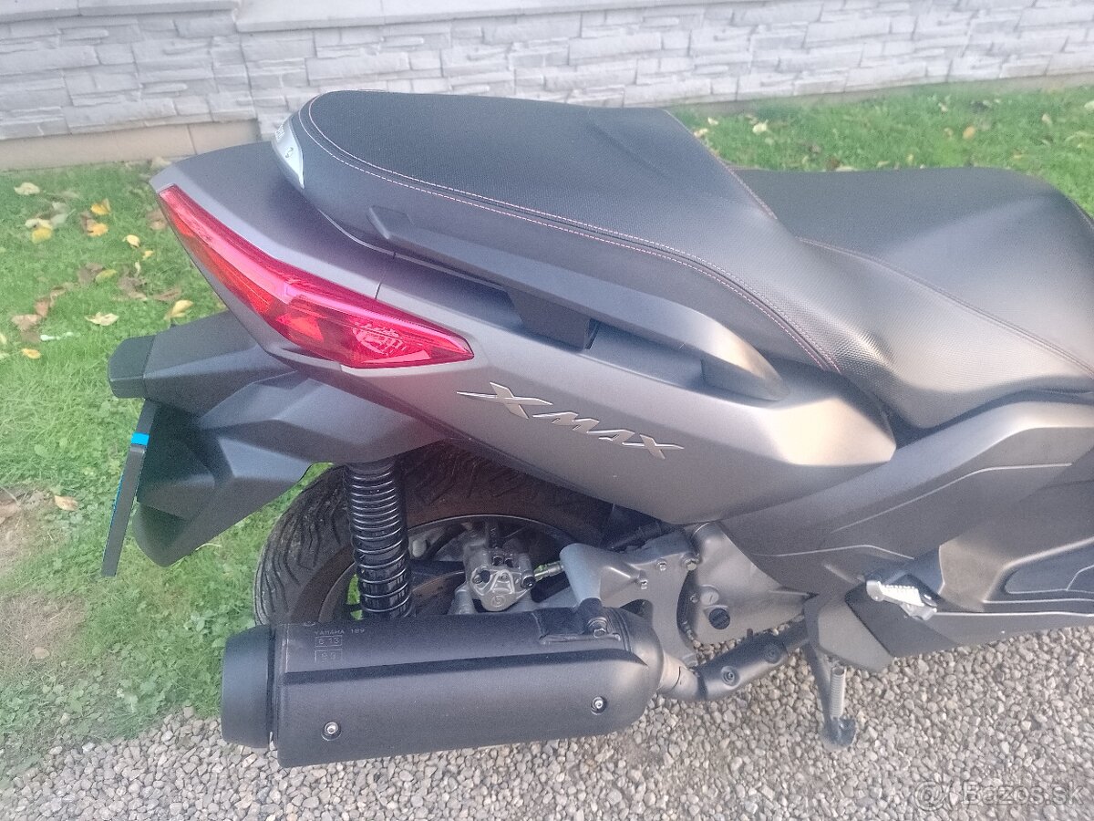 Skuter Yamaha X-Max 125