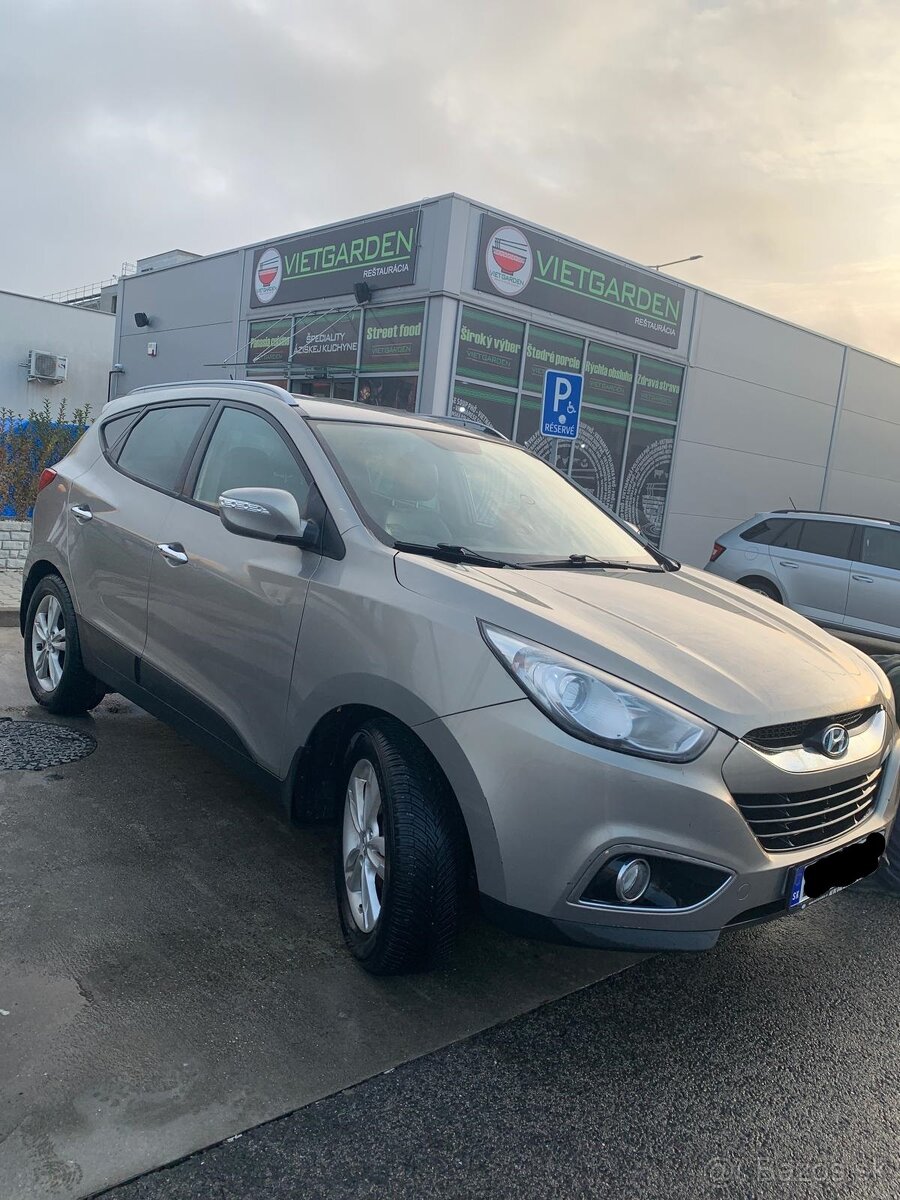 HYUNDAI iX35 2.0 CRDI 4x4