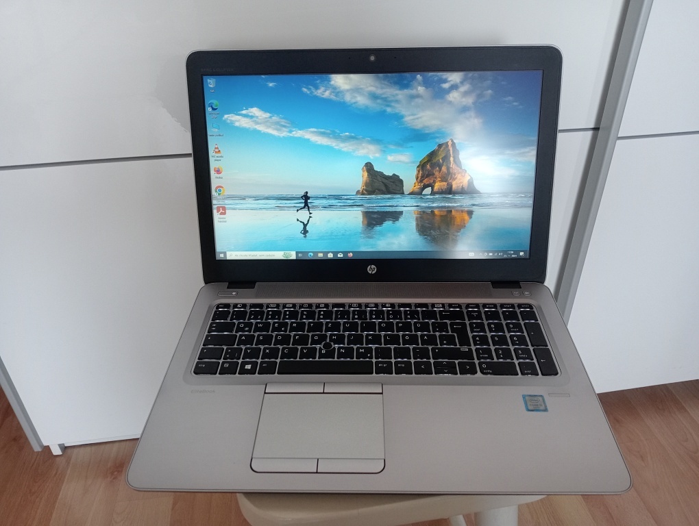 HP Elitebook 850 G3 , Intel core i5, 16gb ram , 256gb ssd