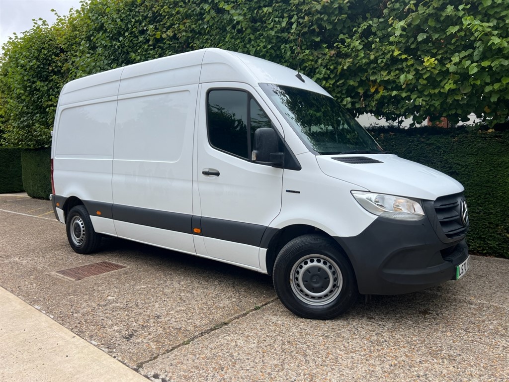 Mercedes-Benz Sprinter L2H2 za 519€ na mesiac