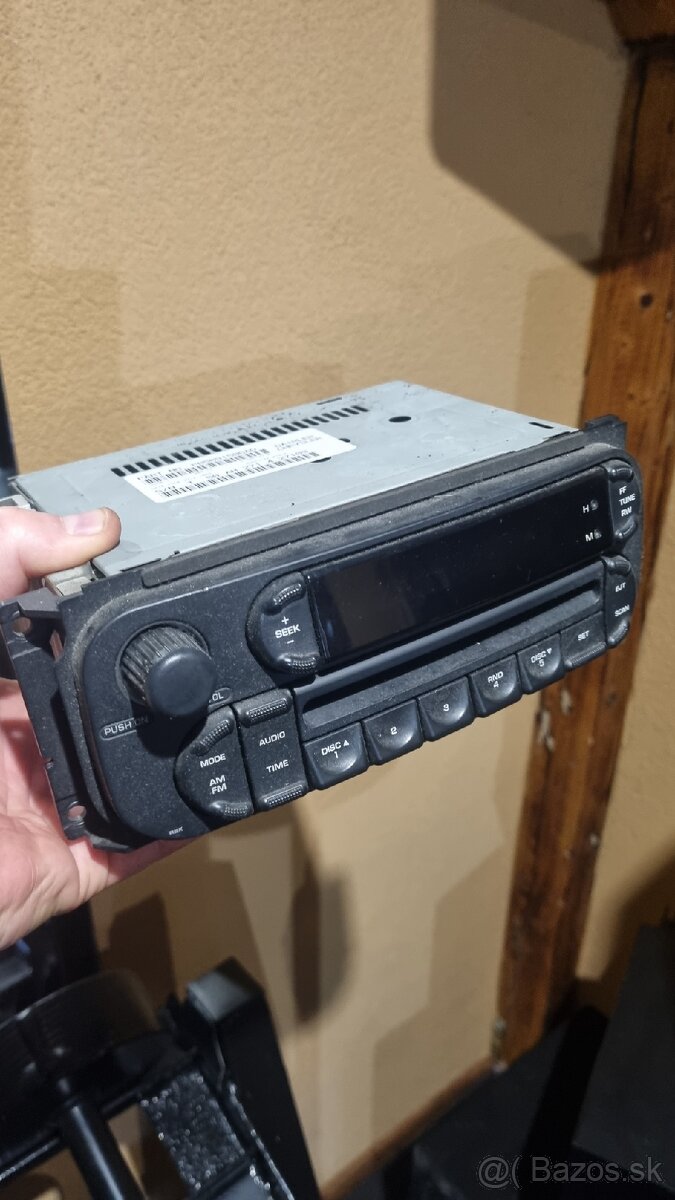 Autoradio Dodge Ram a iné