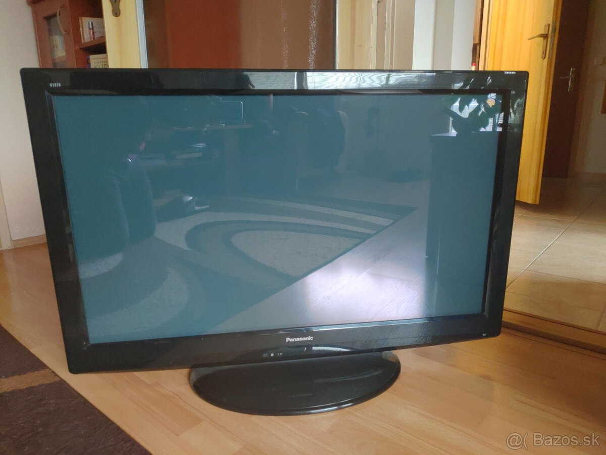 Tv PANASONIC 107cm,