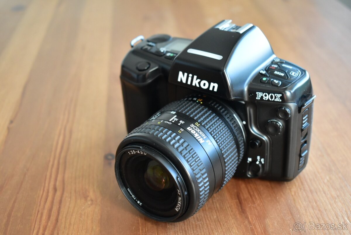 Nikon F90X s databackom MF-26 a orig strapom