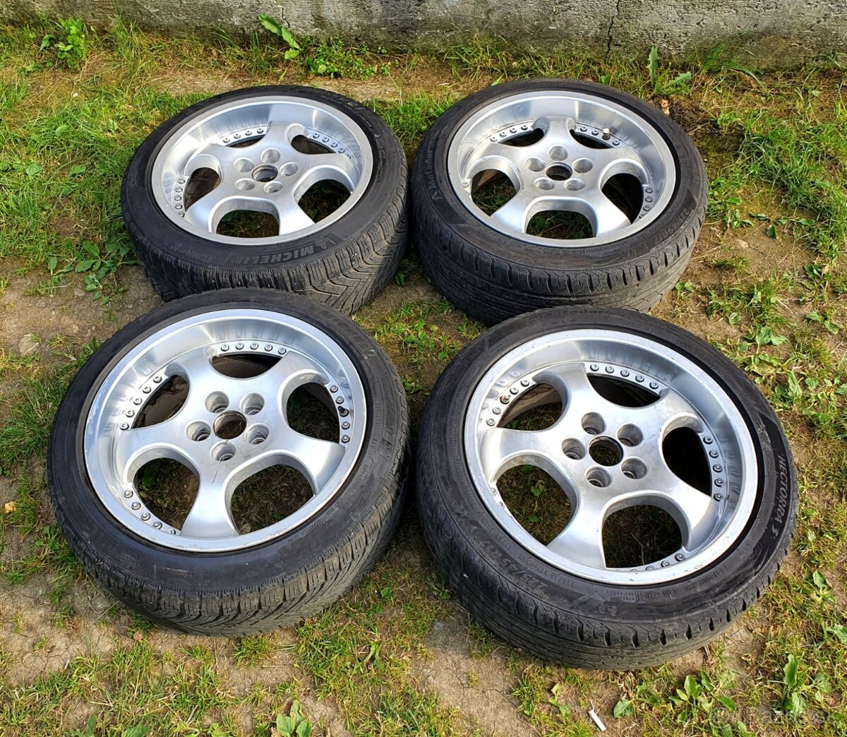 5x100 R17