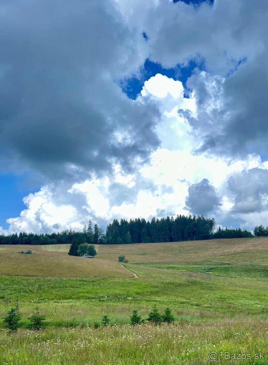 Pozemok 17 árov v Krásnej prírode Lom nad RimavicoU