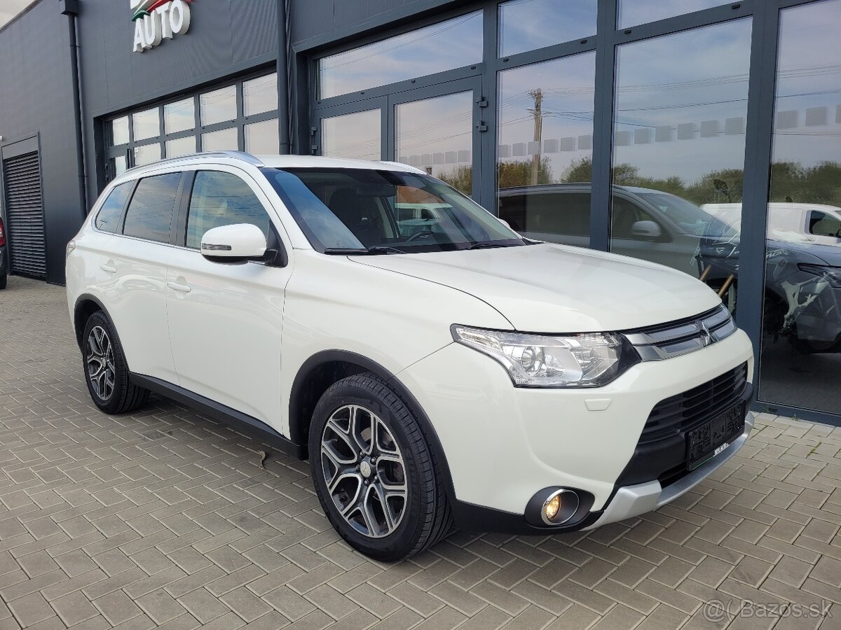 Mitsubishi Outlander 2.2 DI-D Instyle A/T 4x4 7-miest