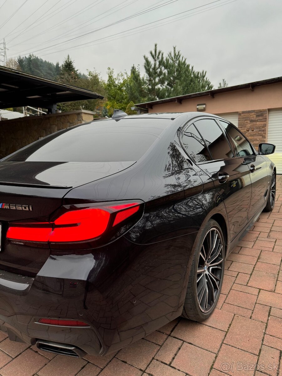 BMW M550i xdrive, kúpené SR, 1. majiteľ