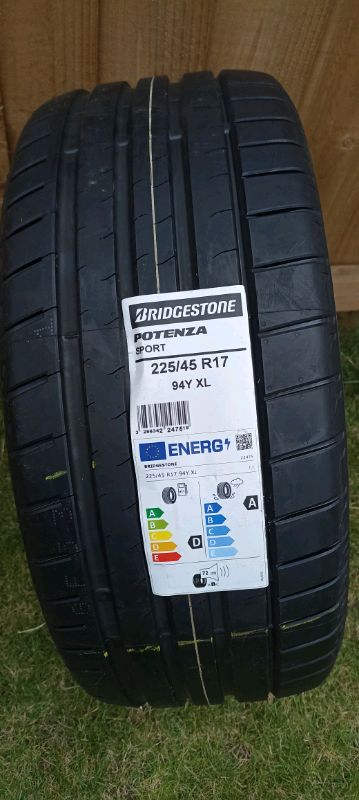 225 45 R17 94Y XL Bridgestone Potenza  sada 4 pneumatik