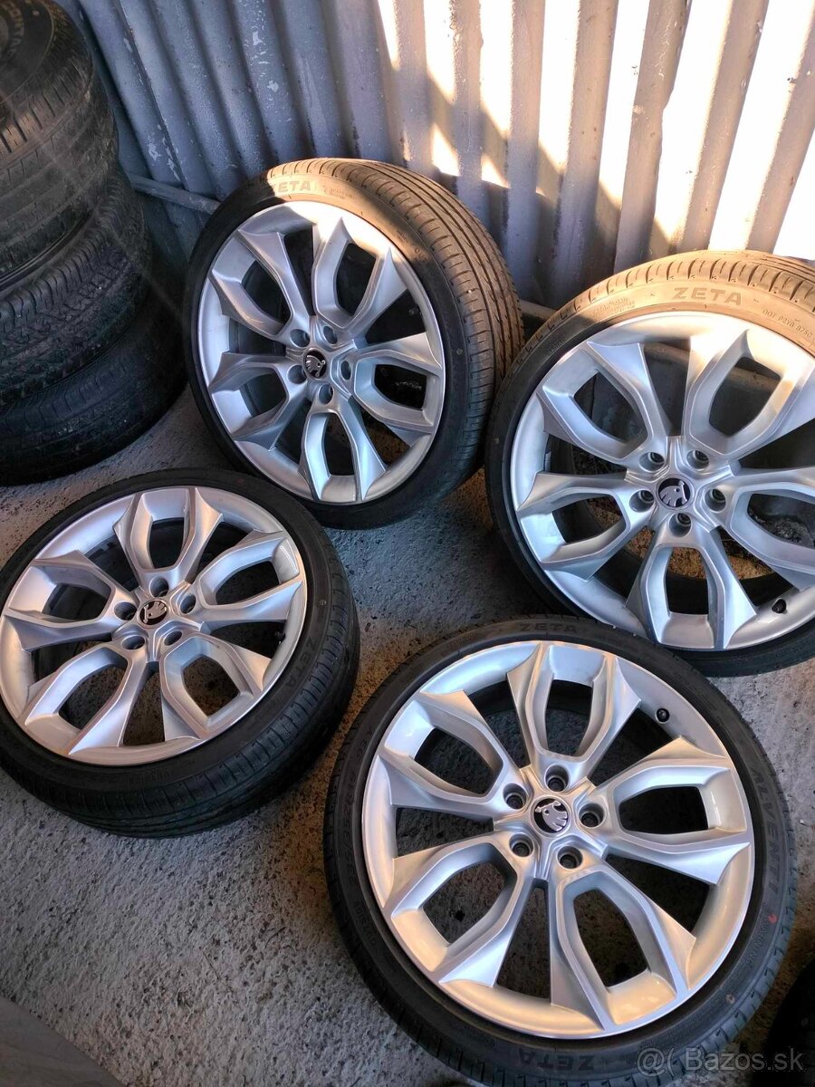 4ks alu disky orig. Škoda 5x112 R19 pneu 235/35 r19