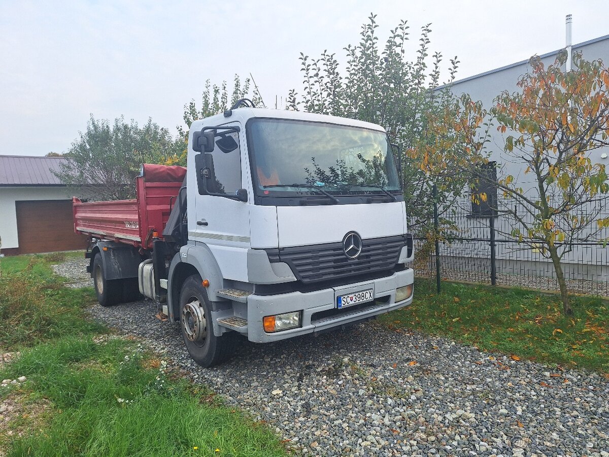 Nakladné auto -Mercedes-Benz Atego