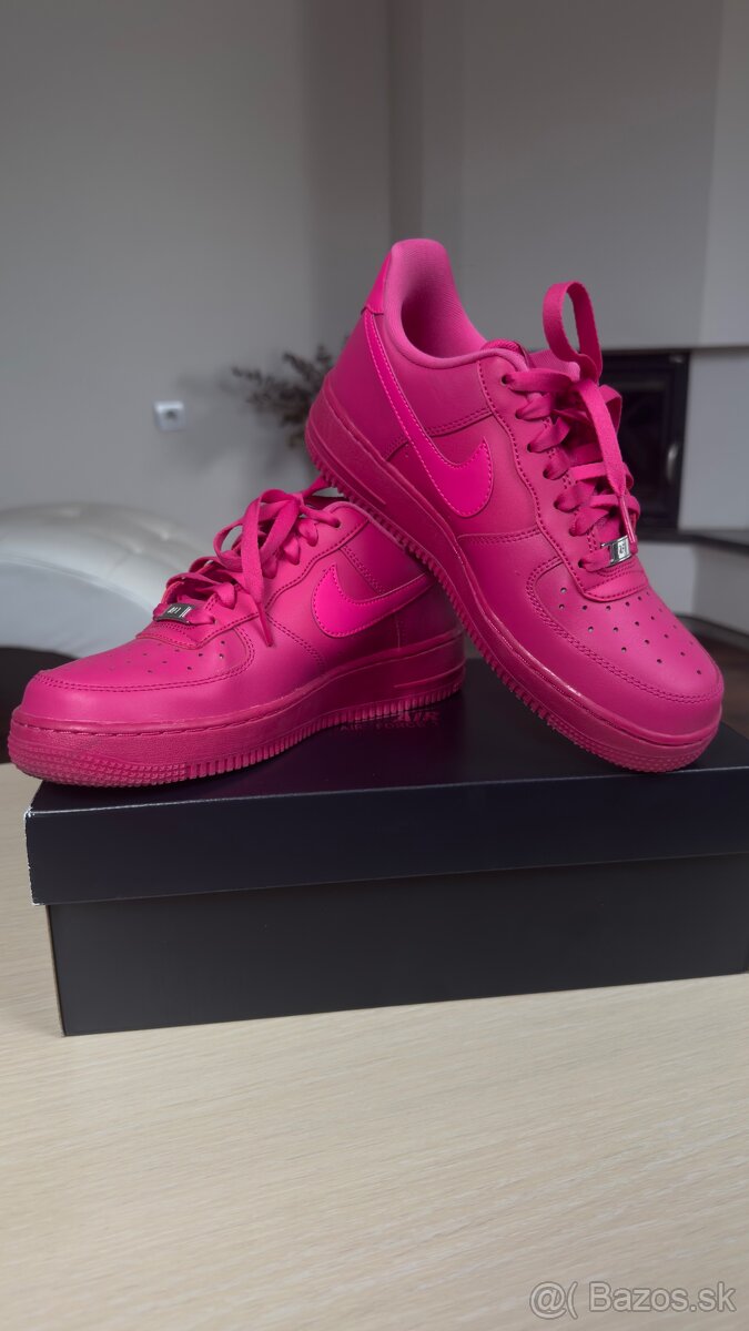 WMNS AIR FORCE 1’07