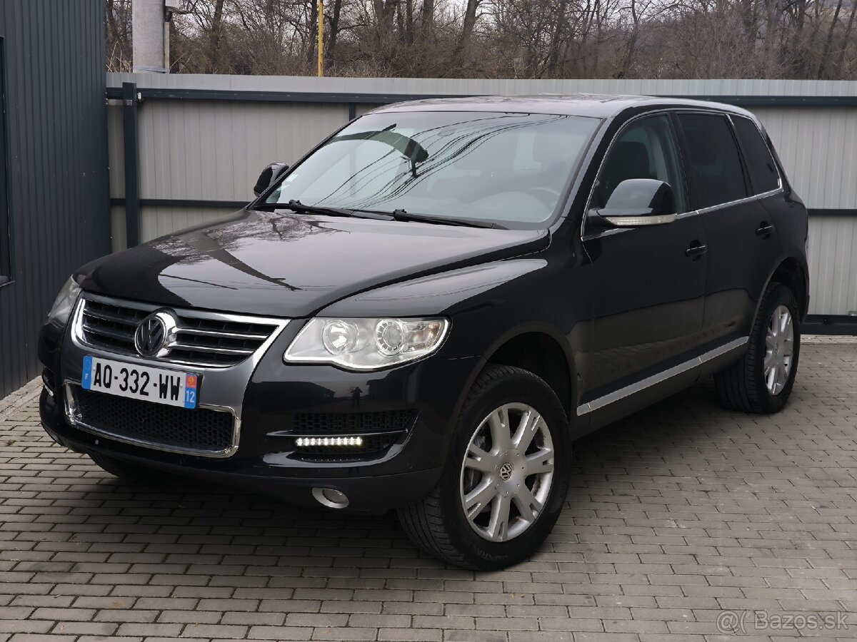 VWTOUAREG 3.0TDI 176KW / KOŽA / 4X4 / 3.5T ťažné