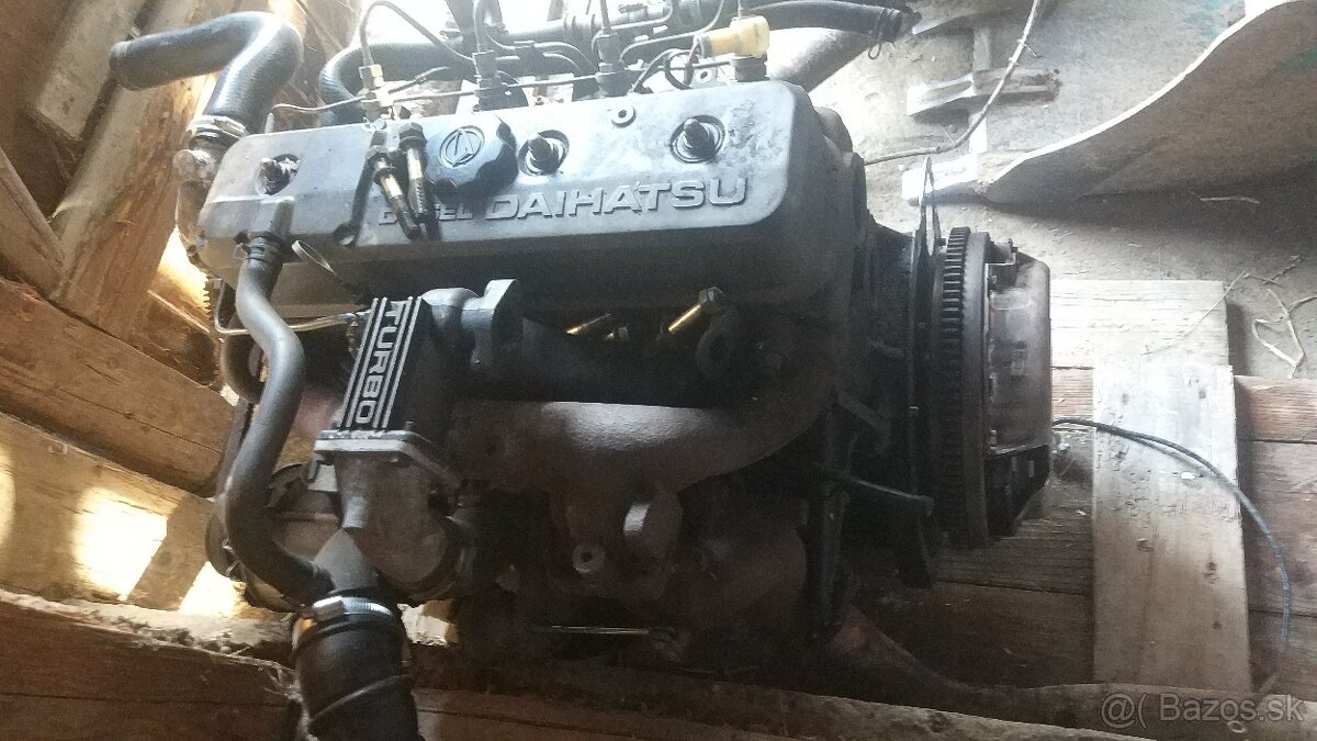 Motor Daihatsu Rocky 2.8 TD