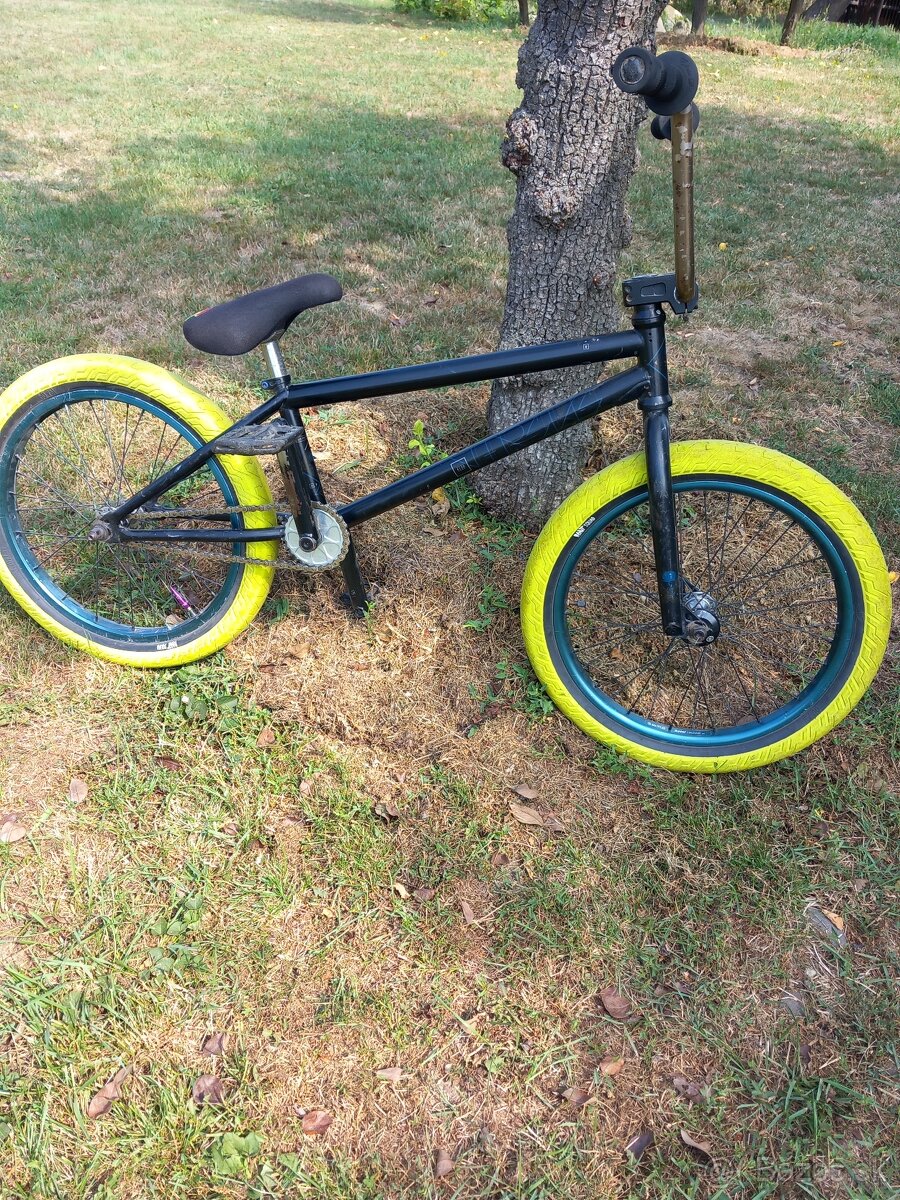 Bmx bicykel