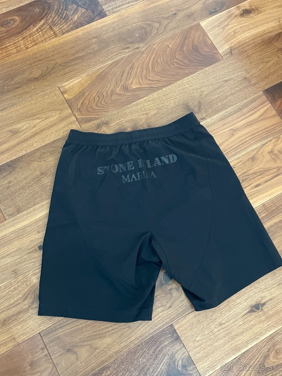 Stone Island kratase velkost 32