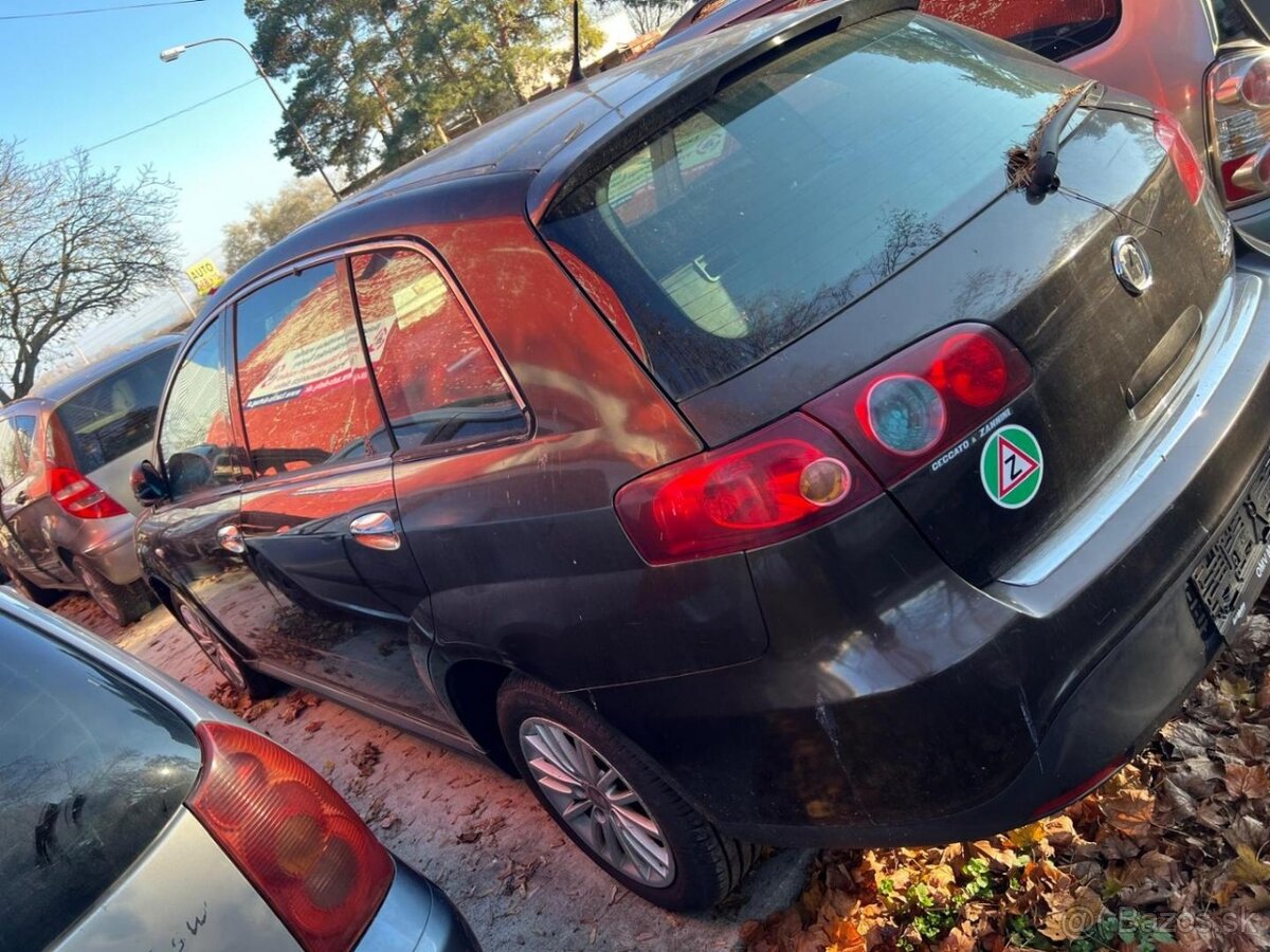 Rozpredám Fiat Croma 1.9 JTD 939A2000