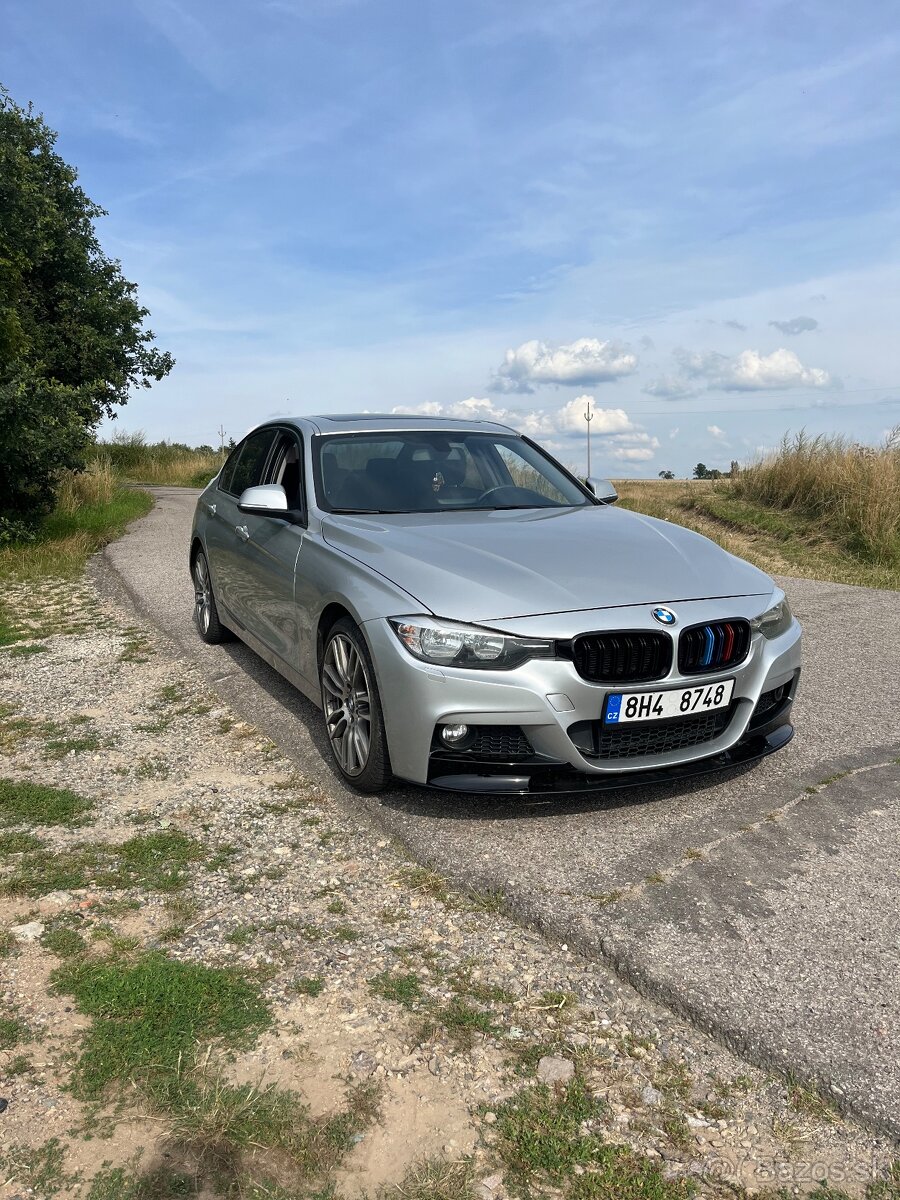 BMW 320i F30 xDrive