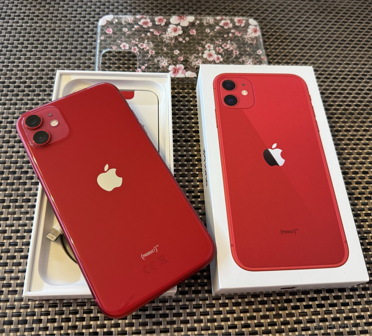 IPhone 11 64GB Red