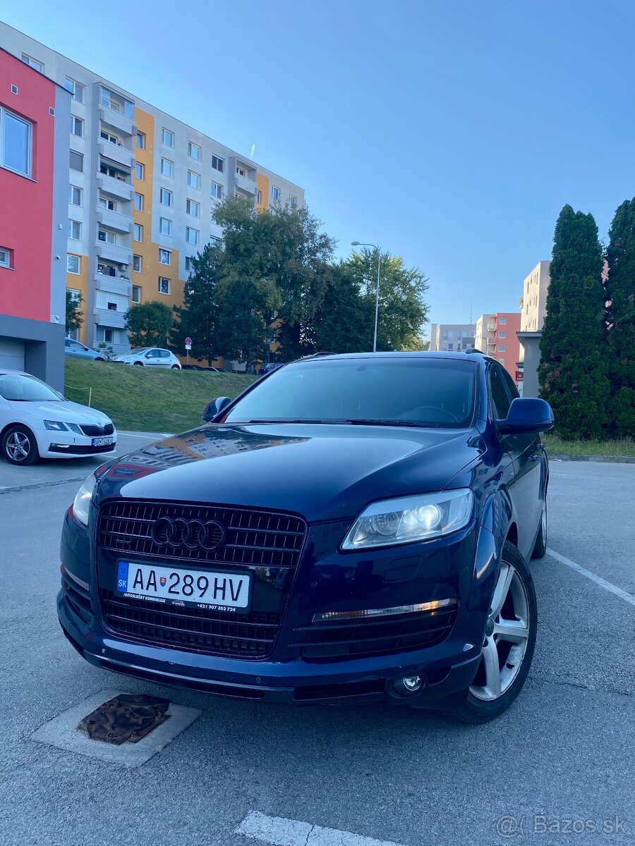 AUDI Q7 3.0TDI V6 QUATTRO S-line