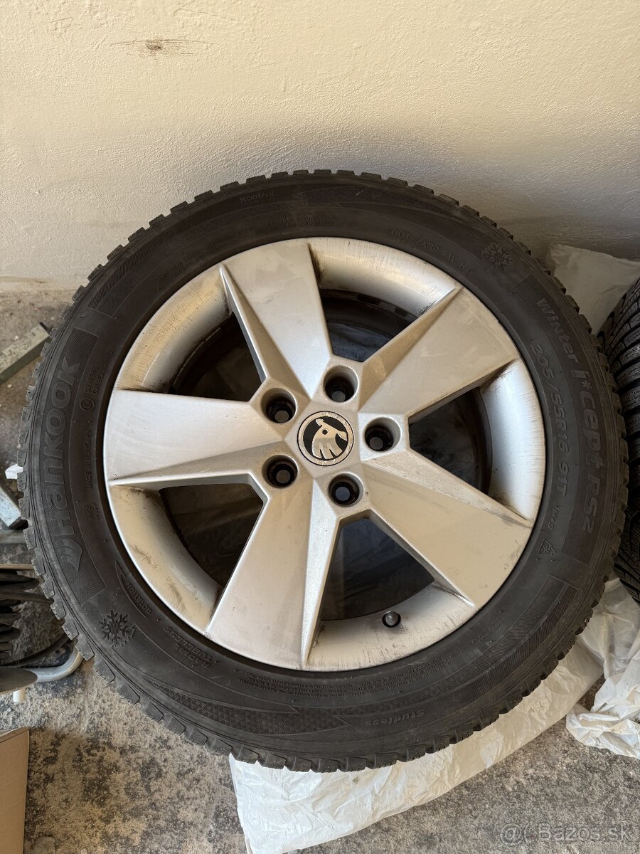 5x112 R16 Škoda Octavia 3 ILIAS original + zimne pneu