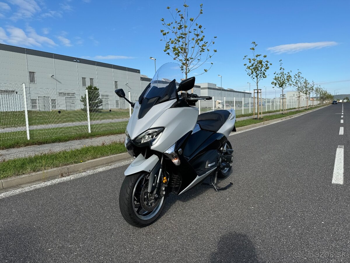 Yamaha T-Max 530 DX DPH