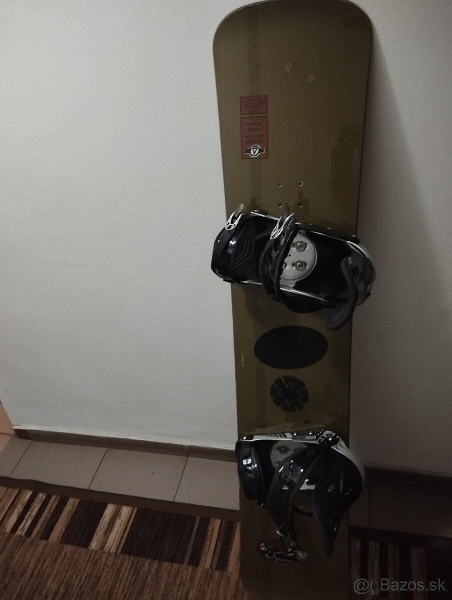 Snowboard