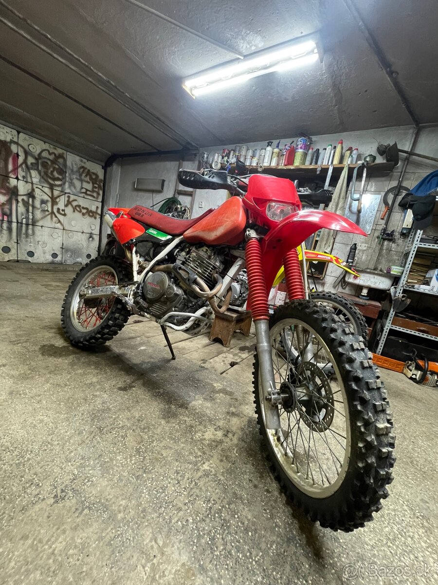 Honda xr600r