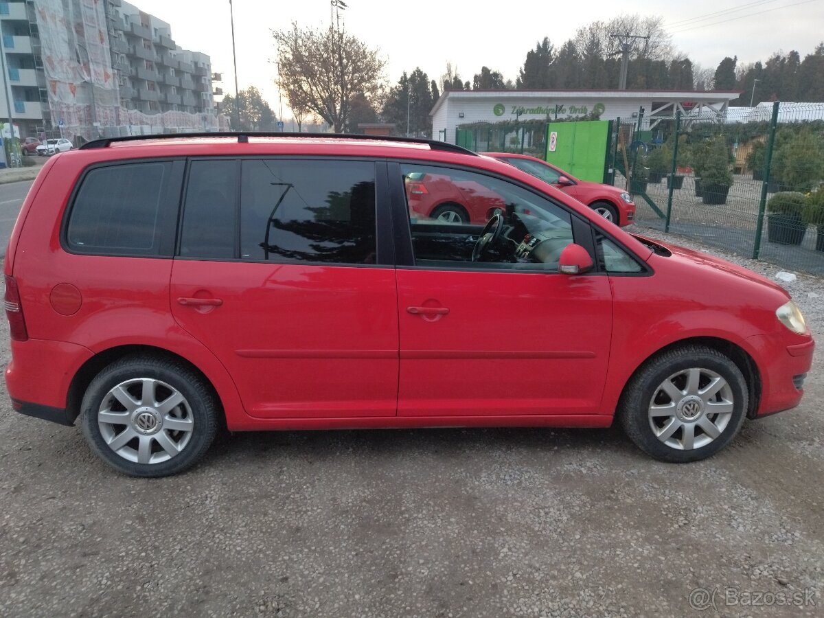 Volkswagen Touran 1, 9 TDI DSG 6